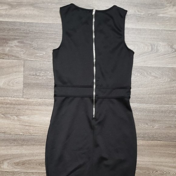 LATTICE BODYCON MINI BLACK DRESS - Picture 3 of 11